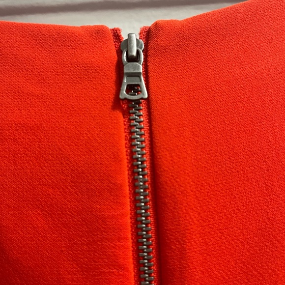 Gorgeous red Alice and Olivia mini dress in fantastic condition. Worn once! - Picture 5 of 8